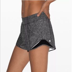 LuluLemon athletica- Hotty Hot shorts 4” size 6
